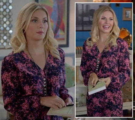 Alex’s pink and navy longsleeved dress on Happy Endings