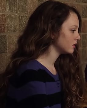 Dorrit's blue and black striped sweater on The Carrie Diaries