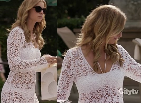 Emily's white crochet dress by the pool on Revenge