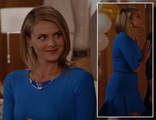 Jane’s blue flared trumpet dress and plate necklace on Happy Endings