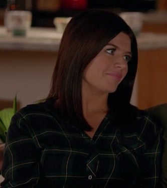 Penny's blue green and yellow plaid shirt on Happy Endings