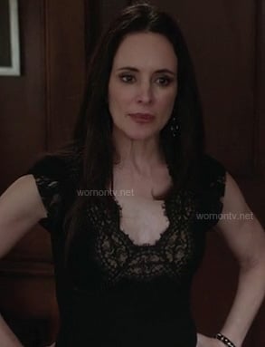 Victoria's black lace dress on Revenge