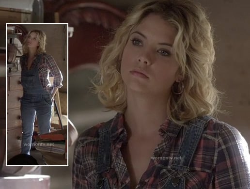 Hanna's plaid shirt and denim overalls on PLL