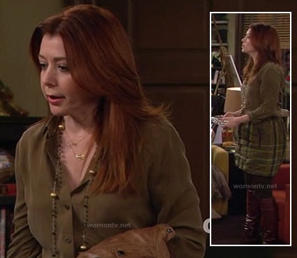 Lily’s olive green blouse and check/stripe skirt on How I Met Your Mother