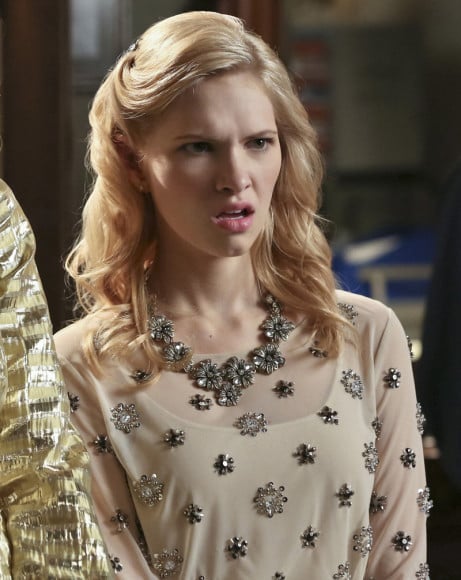 Magnolias silver flower necklace on Hart of Dixie