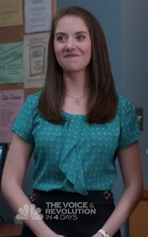 Annie’s green polka dot ruffle top on Community