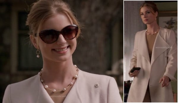 Emily Thorne's sunglasses on Revenge 