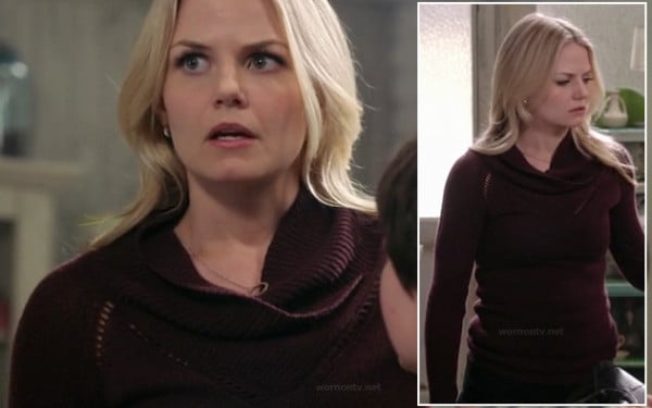 Emma's dark red cowl neck sweater on OUAT