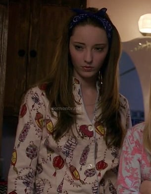Melanie’s Chinese lantern print pajamas on Bunheads