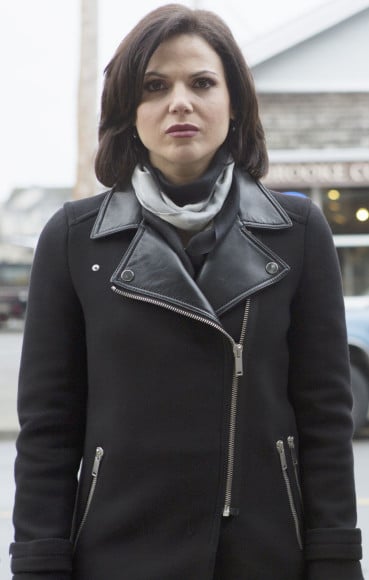 Regina's black coat with leather collar on OUAT