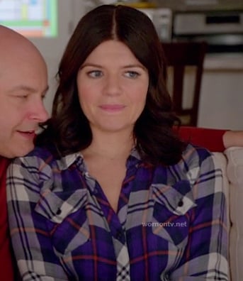 Penny’s purple plaid shirt on Happy Endings