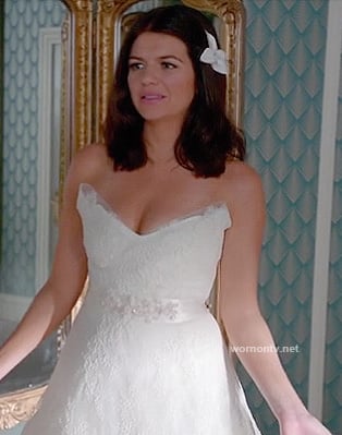 Penny’s wedding dress on Happy Endings