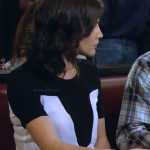 Robin’s black and white “V” colorblock tee on How I Met Your Mother