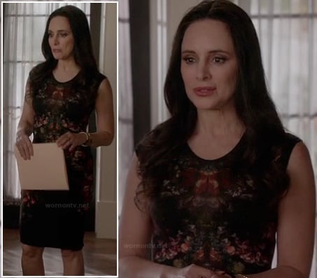 Victoria's black and red mirrored print dress on Revenge