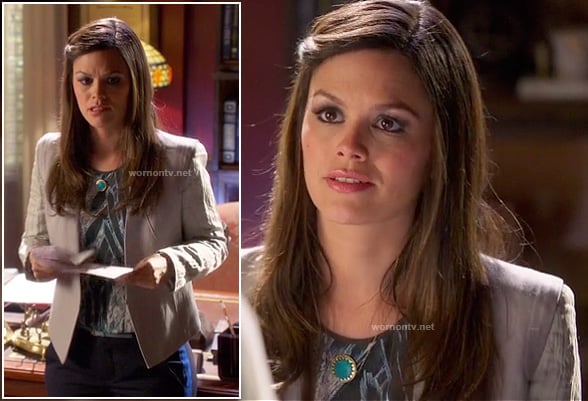 Zoe Hart's grey blazer and feather print top on Hart of Dixie