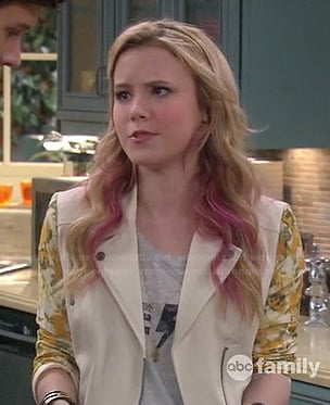 Lennox’s white jacket with yellow floral sleeves on Melissa & Joey