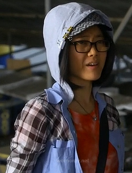 Ming’s chambray/plaid shirt on Awkward