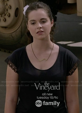 Bay’s black scalloped lace trim tee and zig zag necklace on Switched at Birth