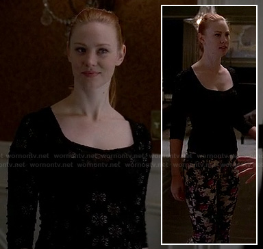 Jessica’s black lace top and printed jeans True Blood