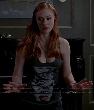 Jessica’s dark grey lips/mouth print graphic tank top on True Blood