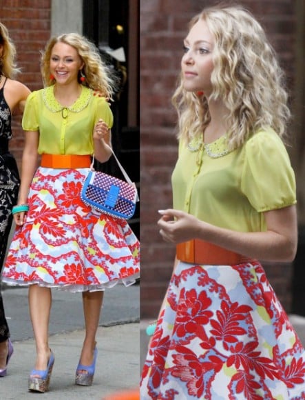 Carrie's red and white patterned full skirt on The Carrie Diaries