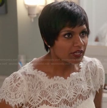 Mindy Kaling's wedding dress on the Mindy Project