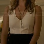 Emily’s white v-neck two-tone dress on Revenge