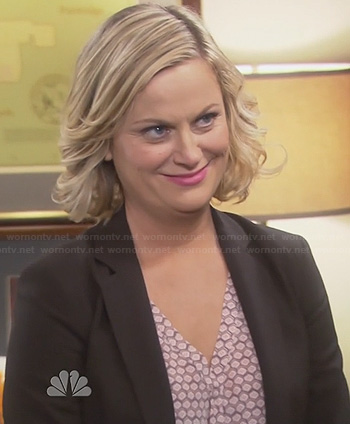 Leslie’s honeycomb print blouse on Parks and Recreation