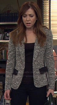 Lily’s grey tweed jacket with black pockets on How I Met Your Mother