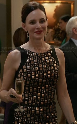 Victoria’s black jewel studded dress on Revenge
