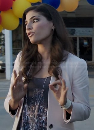 Lauren’s chandelier print top on The Crazy Ones