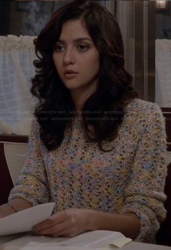 Maggie’s pink and green marled sweater on The Carrie Diaries