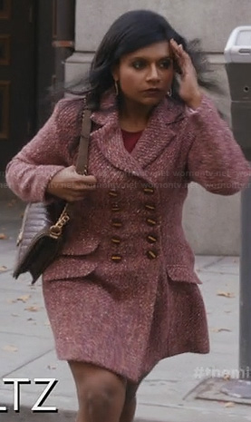 Mindy’s pink knit coat on The Mindy Project
