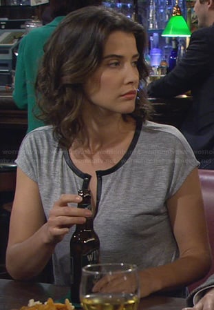 Robin’s grey henley tee with leather trim on How I Met Your Mother