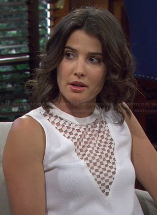 Robin’s white checkerboard triangle top on How I Met Your Mother