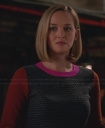 Robyn’s grey, orange and pink sweater on The Good Wife