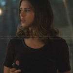 Alex’s burgundy tee with leather trim on Nikita