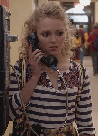 Carrie’s striped henley tee on The Carrie Diaries