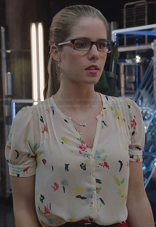 Felicity’s white paint print blouse on Arrow