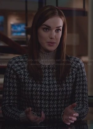 Jemma’s brown houndstooth sweater on Agents of SHIELD
