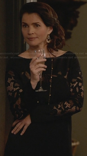 Joanna’s black lace dress on Witches of East End