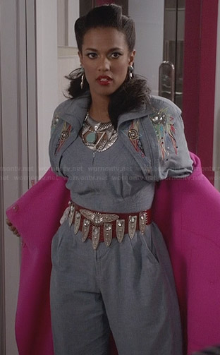 Larissa’s denim jumpsuit on The Carrie Diaries