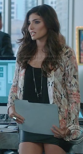 Lauren’s abstract printed blazer and leather panel mini skirt on The Crazy Ones