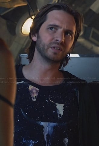 Seymour’s galaxy skull tee on Nikita