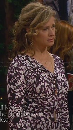 Vanessa’s printed wrap dress on Last Man Standing