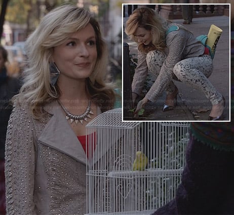 Samantha’s taupe embellished jacket and lace jeans on The Carrie Diaries