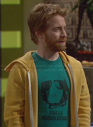 Eli’s green “Viva La Nerdolution” tee on Dads