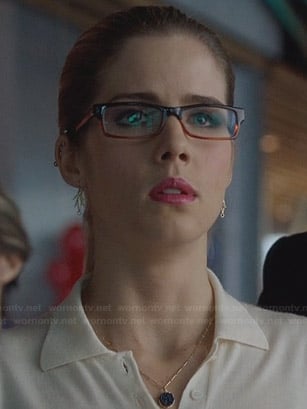 Felicity’s white polo top and blue circle pendant necklace on Arrow