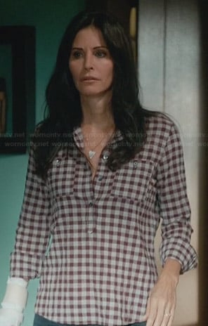 Jules’s gingham checked shirt on Cougar Town