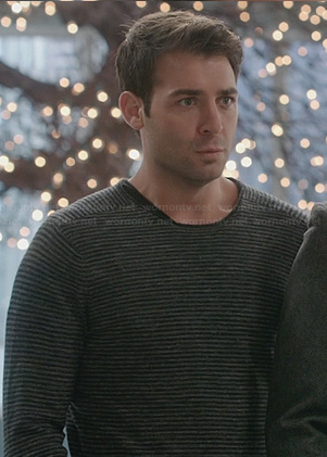 Zach’s grey striped sweater on The Crazy Ones